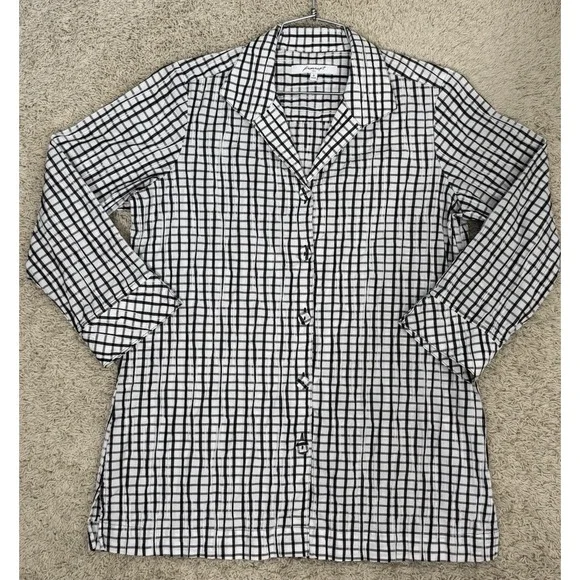 Foxcroft Shaped Fit Black And White Striped Crinkle Button Up Shirt Size 10 Work - Picture 3 of 11